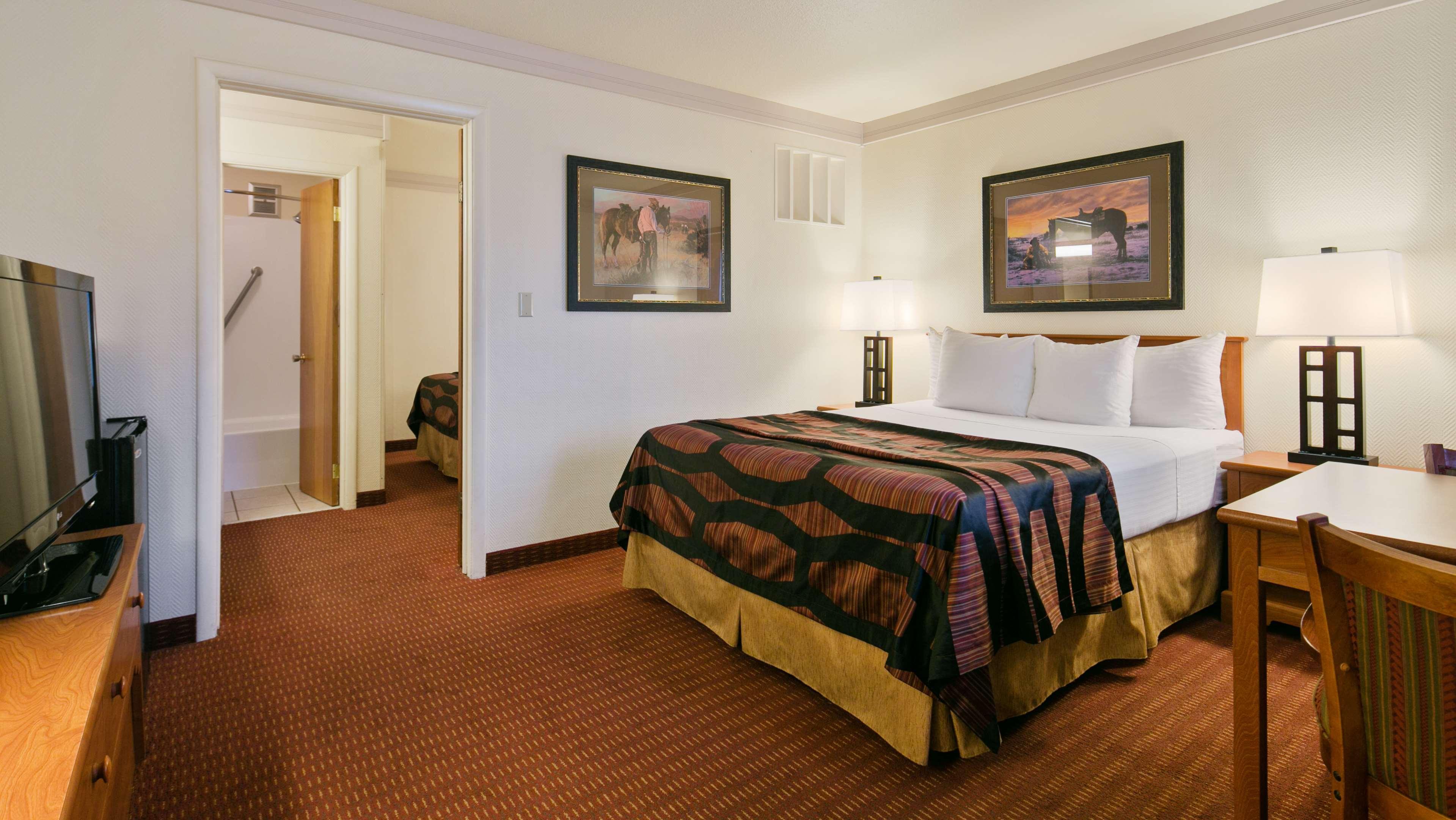 וול Best Western Plains Motel מראה חיצוני תמונה