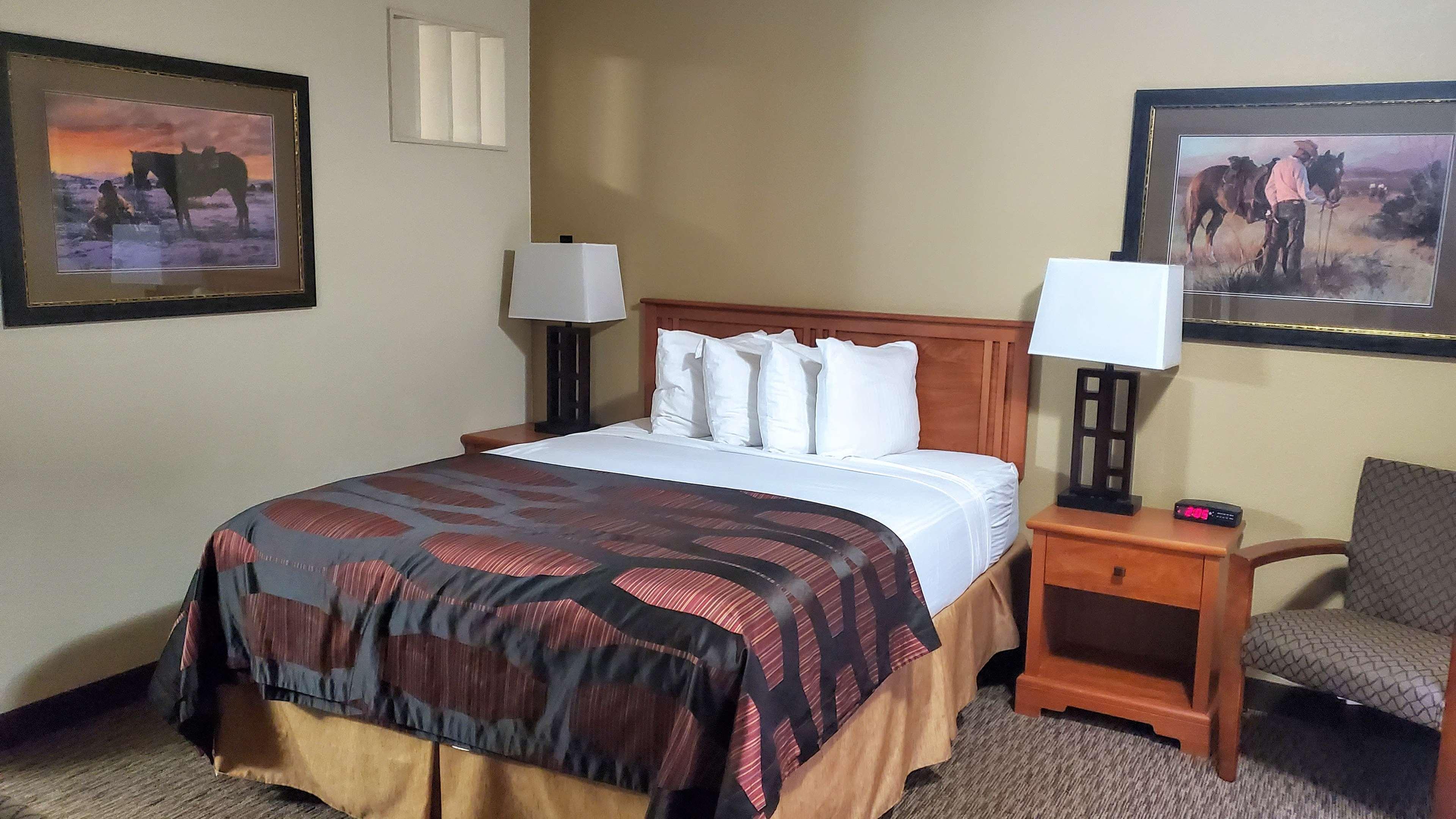 וול Best Western Plains Motel מראה חיצוני תמונה