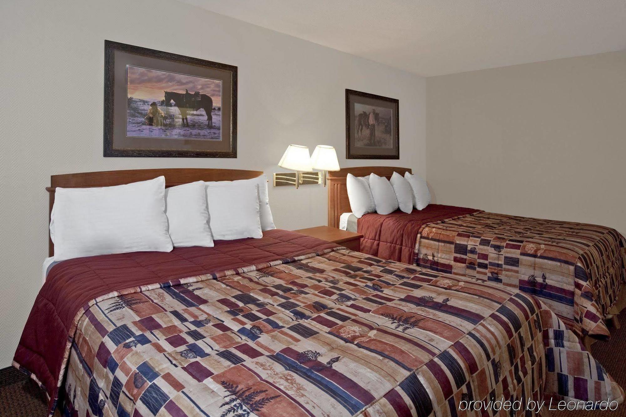 וול Best Western Plains Motel חדר תמונה